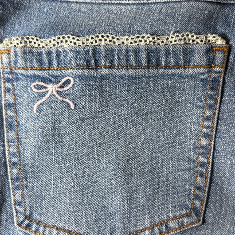 Abercrombie Kids Girls High Rise Wide Leg Blue Jeans With Ruffled & Bow 13/14 L - Picture 4 of 8